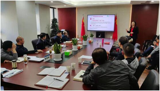 安徽AGGAME地产集团公司召开党委理论进建中心组第十二次进建扩大会